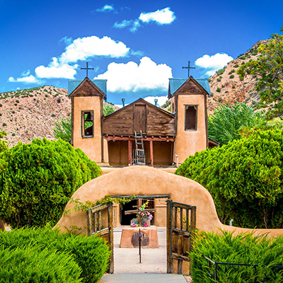 High Road from Santa Fe to Taos - New Mexico - New Mexico, United States - Geovea